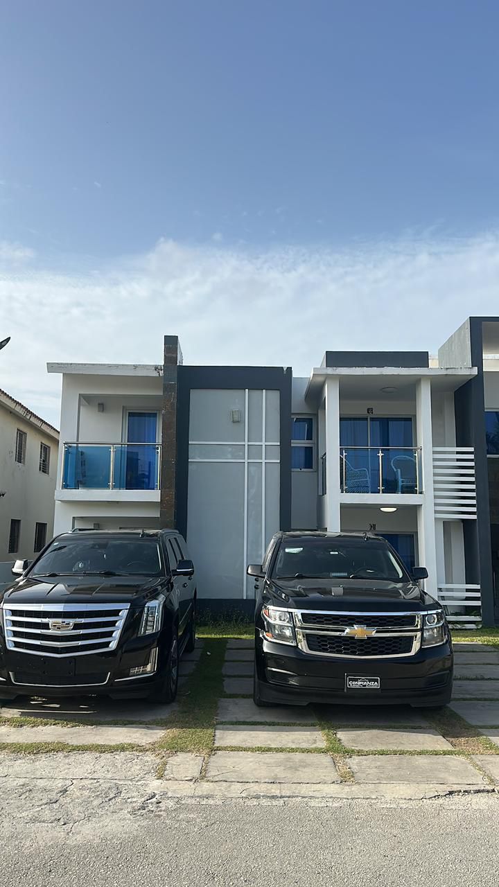 Luxury fleet — Escalade and Suburban